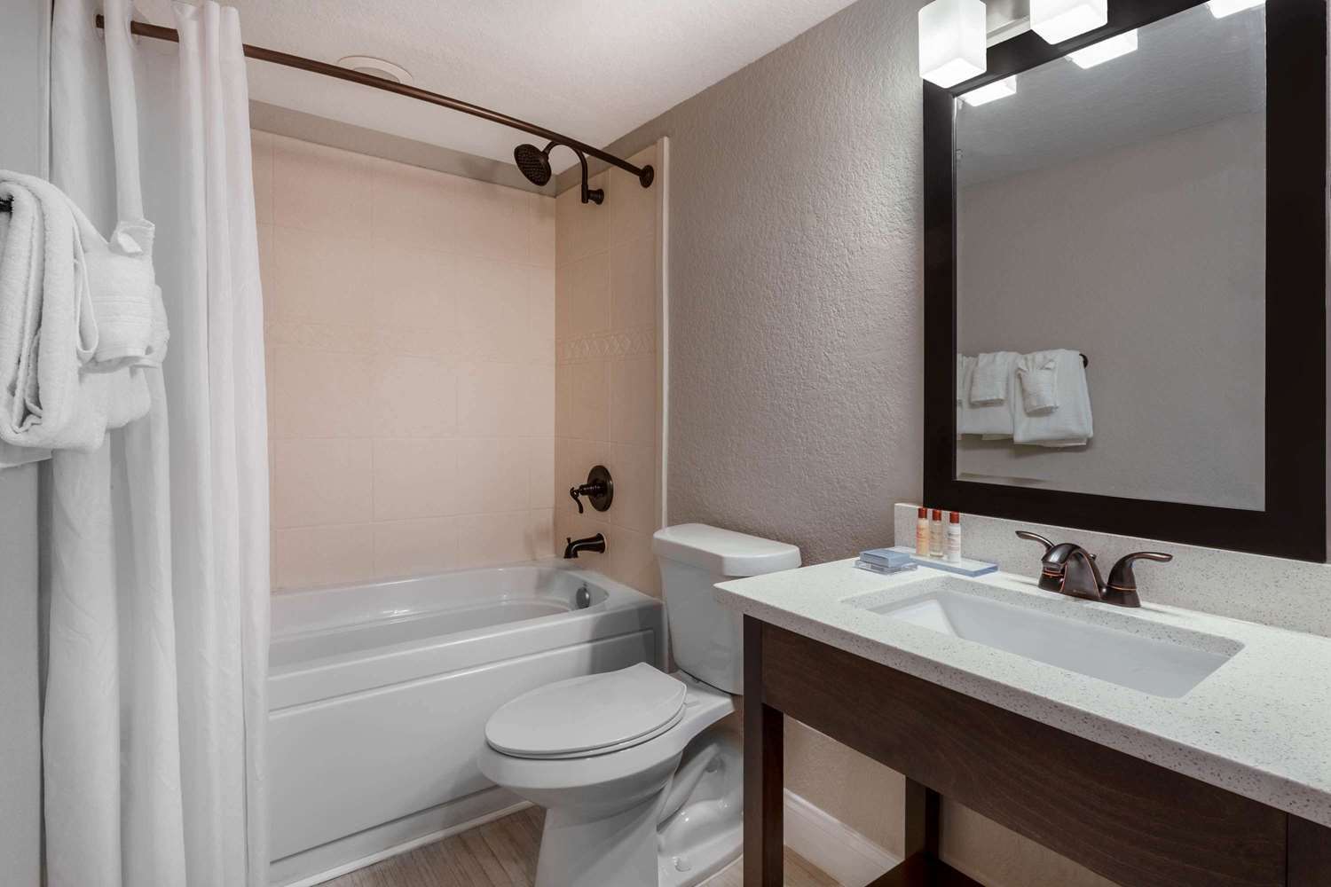 Hawthorn Suites By Wyndham Kissimmee Gateway Εξωτερικό φωτογραφία